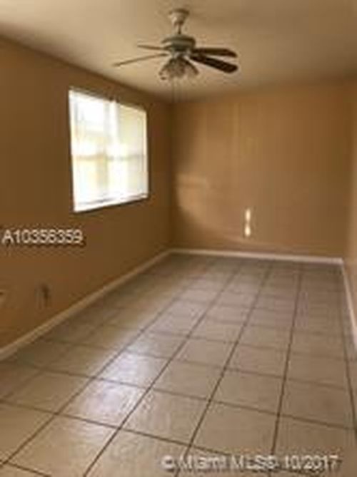 Foto del edificio - 1850 N 27th Ave