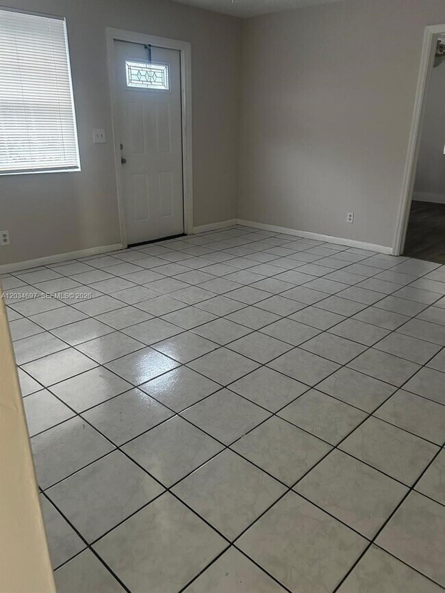 Foto del edificio - 5606 Farragut St