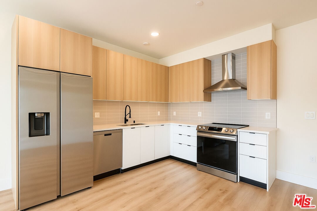 Foto principal - 5813 Lexington Ave