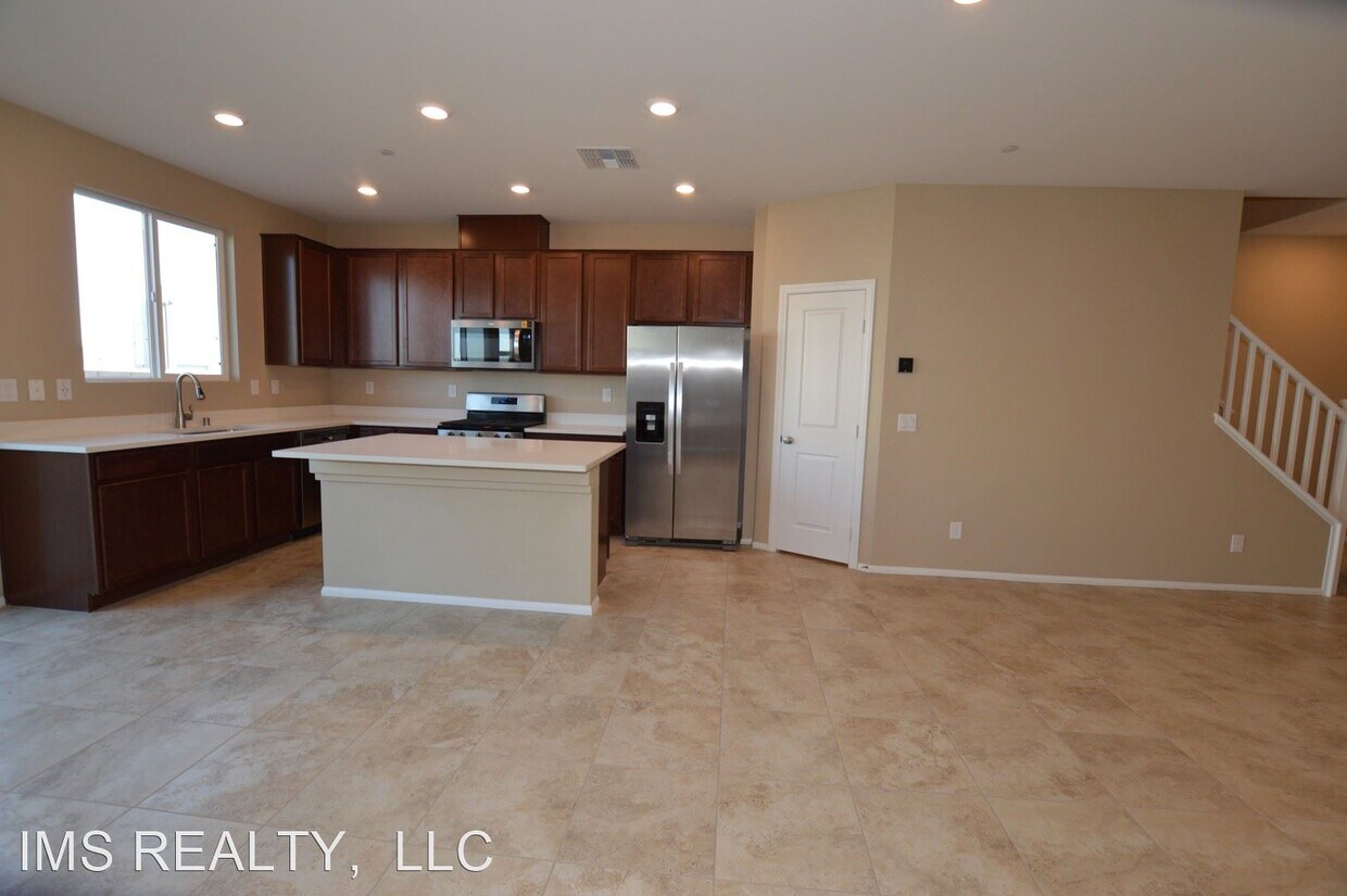 Primary Photo - 2 br, 2.5 bath House - 5618 Calm Season St