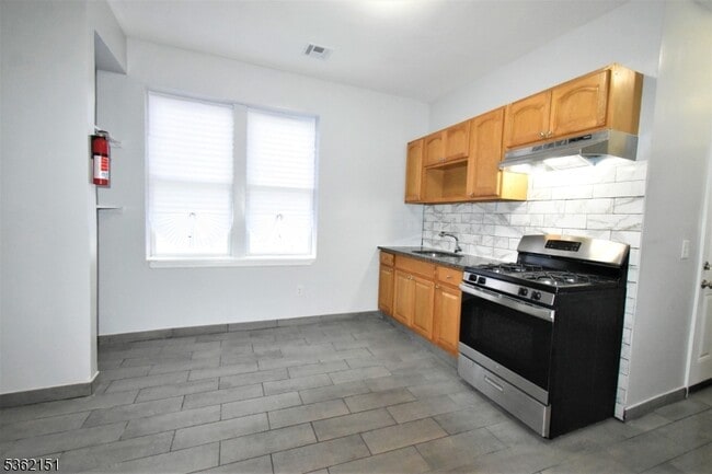 Foto del edificio - 482 S 17th St