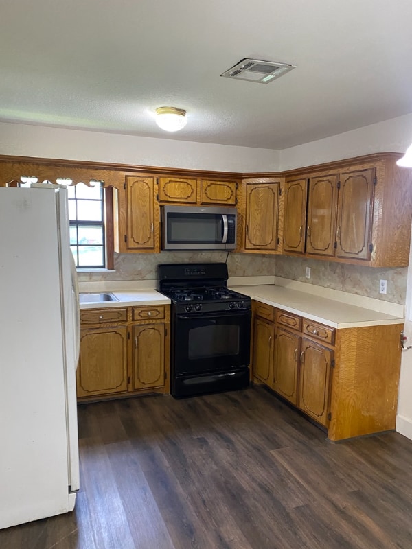 Building Photo - 1802 N Avenue Q