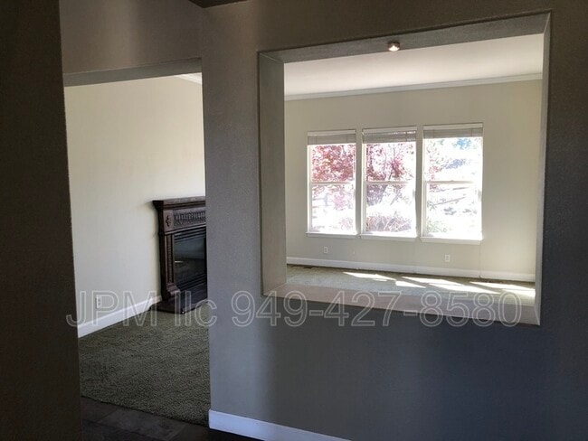 Building Photo - 3000 Granite Pointe Dr