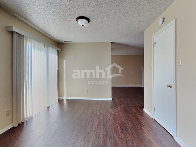 Foto del edificio - 10887 Delphi Dr