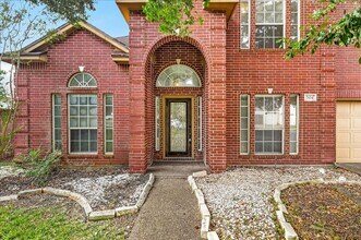 Building Photo - 7414 Lake Micala Dr