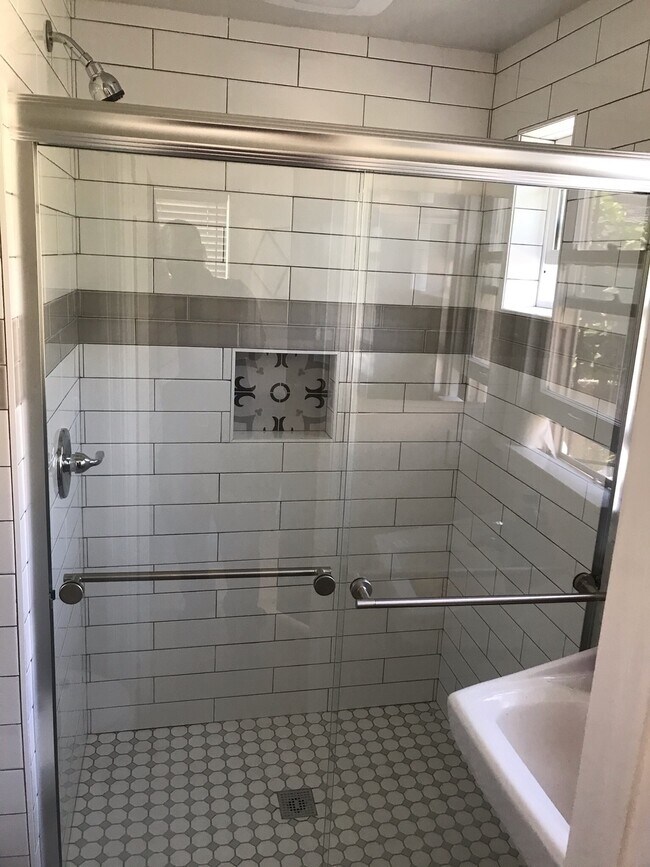 New walk-in Shower - 367 Junipero Ave