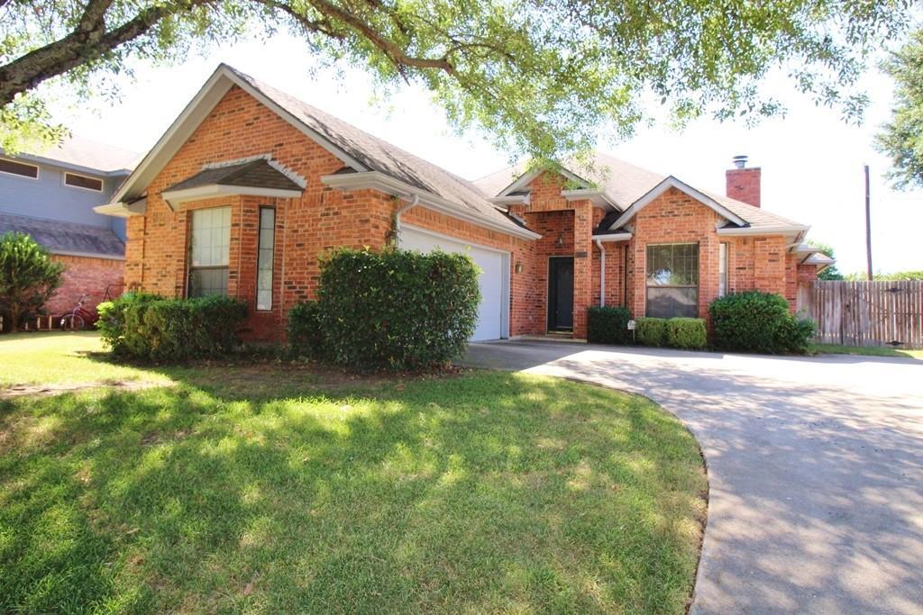 Primary Photo - 6304 Meadowedge Rd