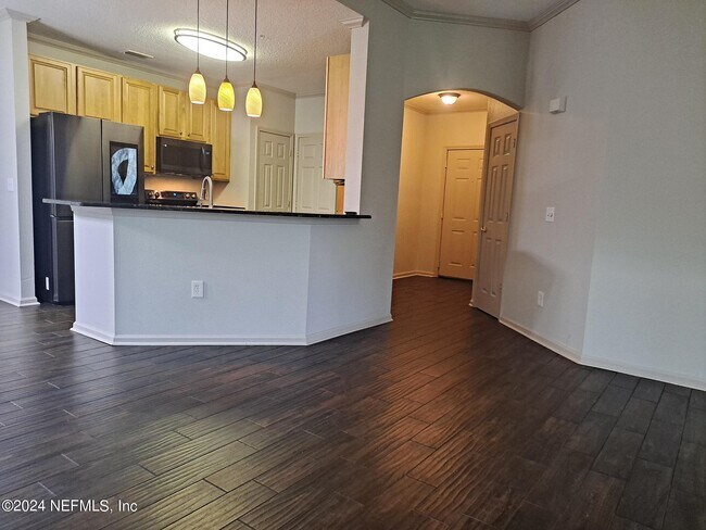 Foto del edificio - 785 Oakleaf Plantation Pkwy