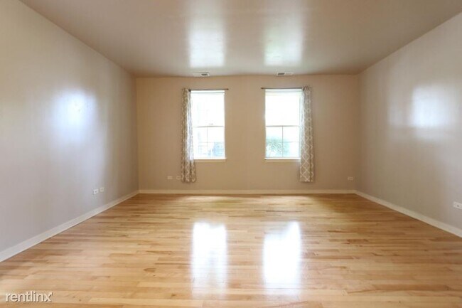 Foto del edificio - 3 br, 2 bath Condo - 1033 S Lytle St 101 U...