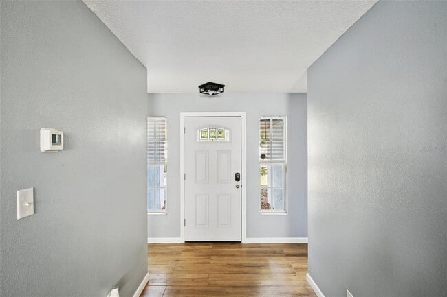 Building Photo - 3501 W Reynolds St
