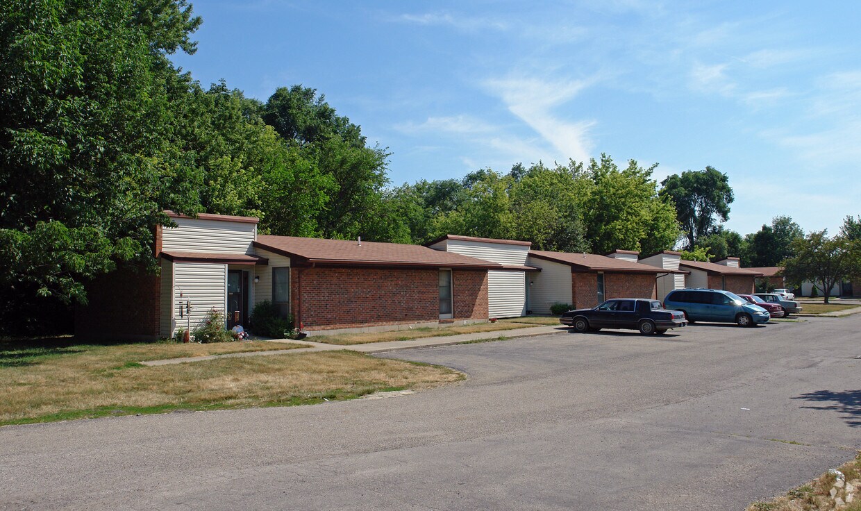Foto principal - 322 N Main St
