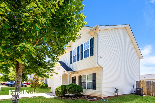 Building Photo - 1423 Peach Park Lane