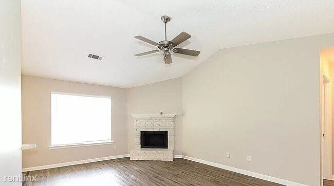 Building Photo - 3 br, 2 bath House - 5911 Garden Ridge Drive