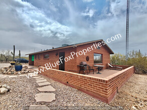 Building Photo - 6728 N Abington Rd