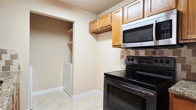 Foto del edificio - 2400 Jupiter Rd