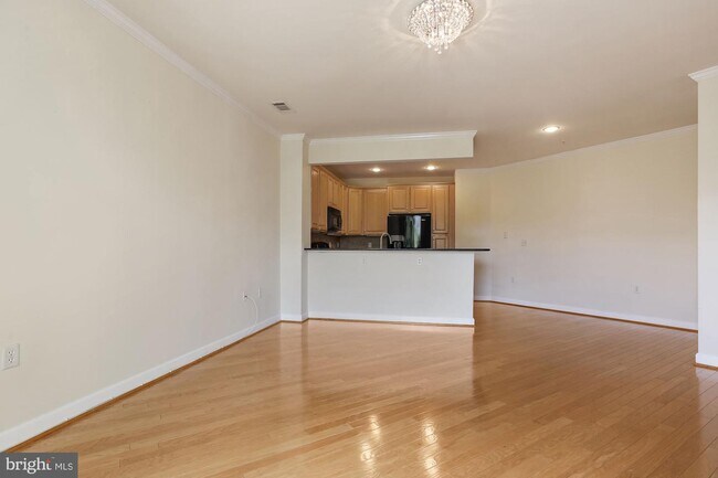 Foto del edificio - 400 Cameron Station Blvd