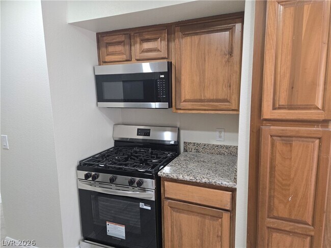 Foto del edificio - 6500 W Lake Mead Blvd