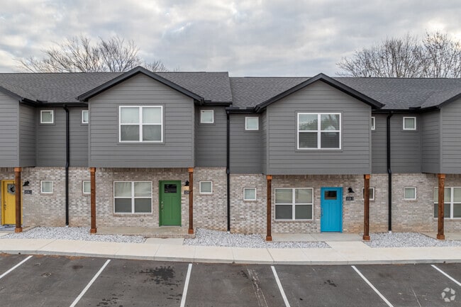 Building Photo - Wedington Heights