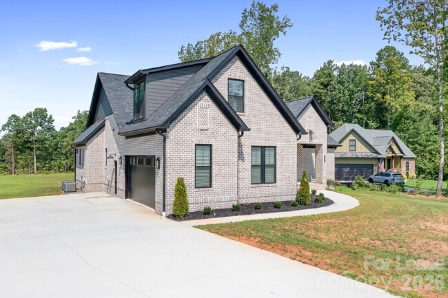 Building Photo - 4137 Blair Rd
