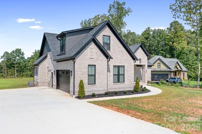 Foto del edificio - 4137 Blair Rd