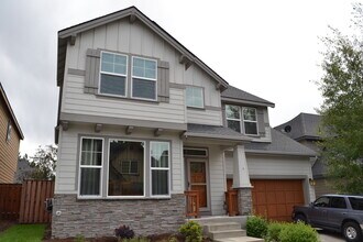 Building Photo - 60958 Snowbrush Dr