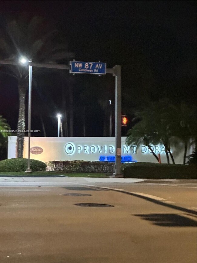 Foto del edificio - 5300 NW 87th Ave