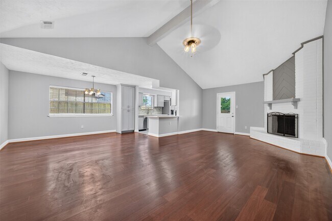 Foto del edificio - 2450 Long Reach Dr