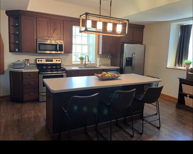 Foto del edificio - 237 Fremont Ave