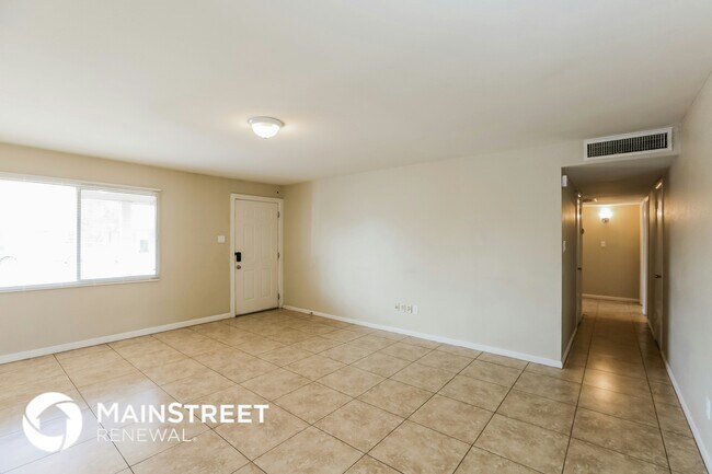 Foto del edificio - 6720 W Holly St