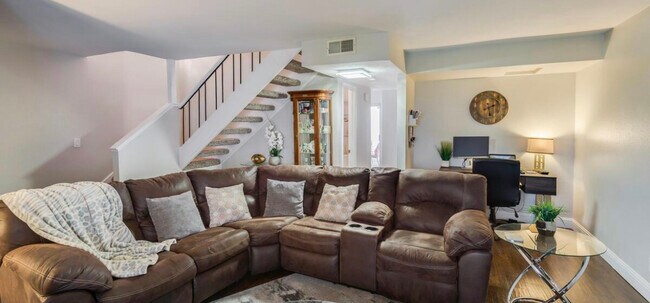 Living Rm 2 - 5861 Sperry Dr