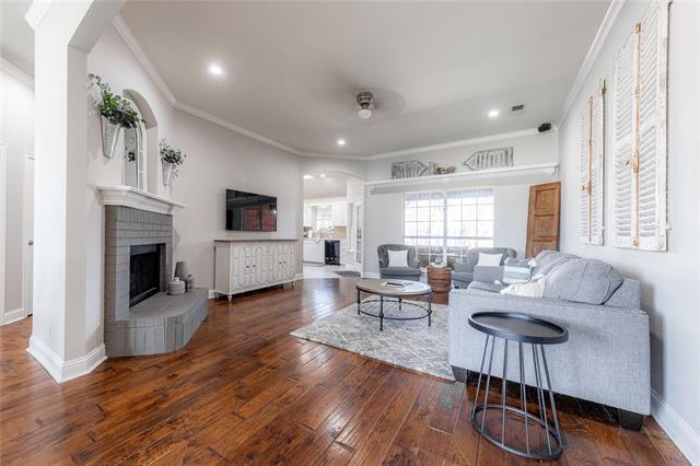 Foto del edificio - 801 Dickerson Cir