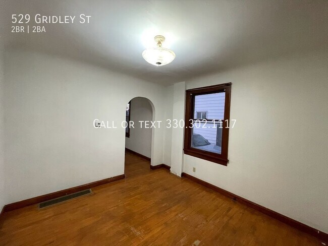 Building Photo - Two bedroom two bathroom home for rent