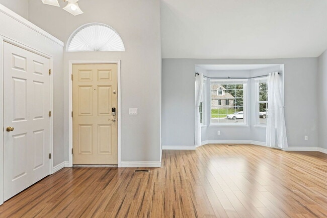 Foto del edificio - 4930 Townsend Dr