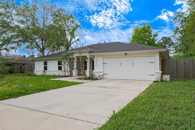 Building Photo - 9625 Panola Way
