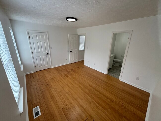 Foto del edificio - 1852 Grant Ct NW
