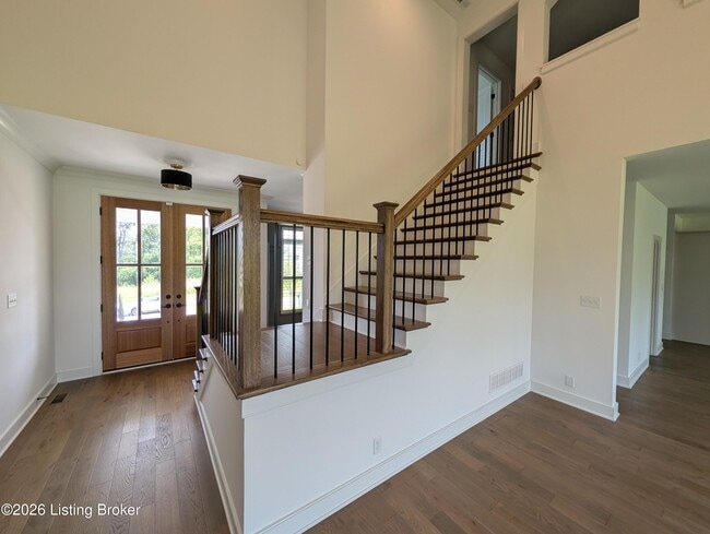 Building Photo - 6205 Brentwood Dr