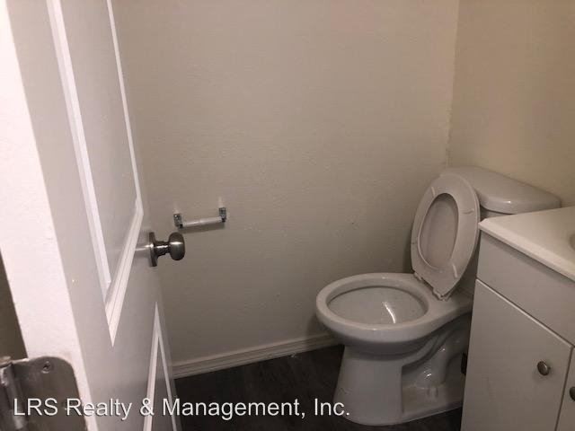 Foto del edificio - 3206-3212 W 60th St