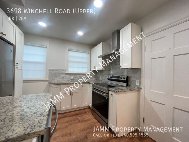 Building Photo - Charming and Spacious Apartment in Shaker ...