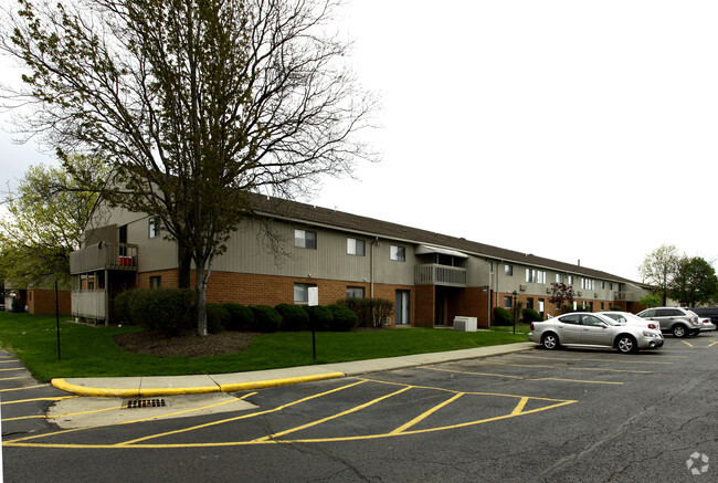 Primary Photo - Bedford Green Apartments