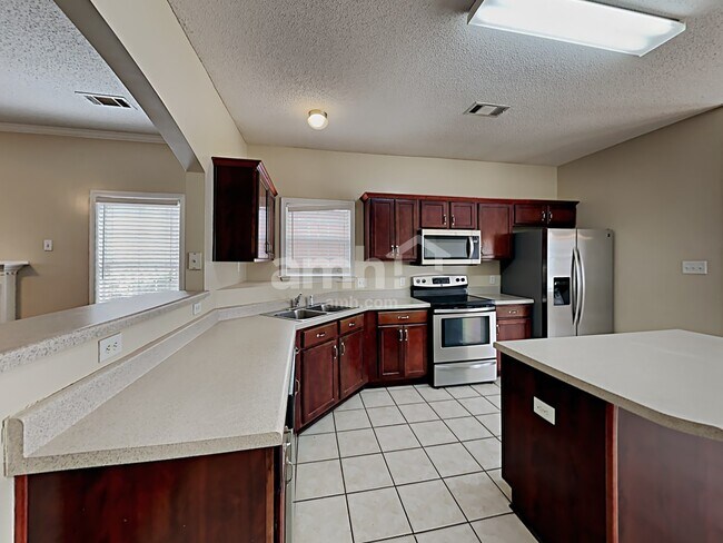 Foto del edificio - 9321 N Fairmont Cir