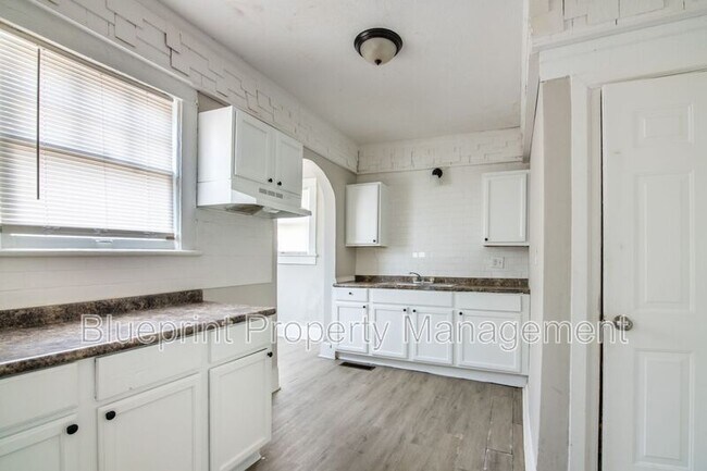 Foto del edificio - 1304 45th St Ensley