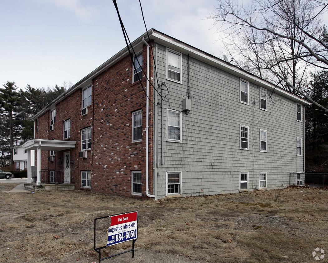 Building Photo - 295 Woonasquatucket Ave
