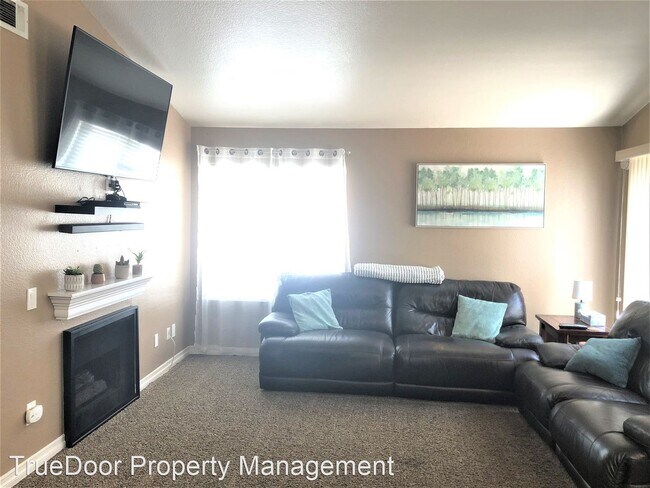 Building Photo - 2 br, 2 bath House - 3595 W Greentree Cir,...