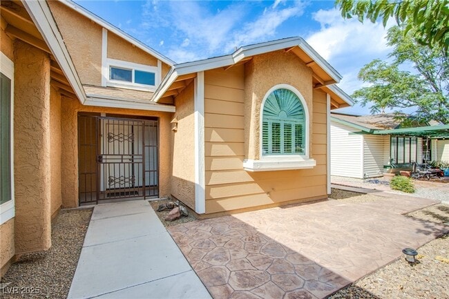 Building Photo - 6516 Faith Peak Dr