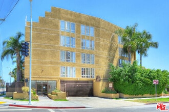 Building Photo - 3600 Bagley Ave Building Photo - 3600 Bagley Ave