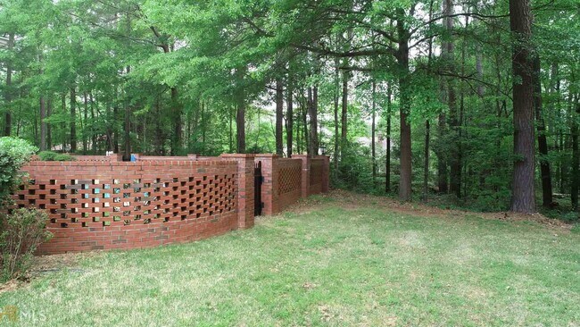 Building Photo - 102 St Angela Merici Ct