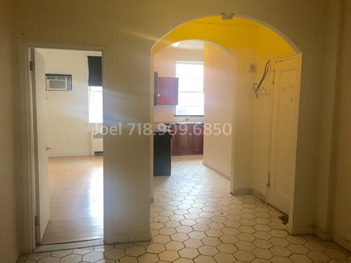 Foto del edificio - 166 8th Ave