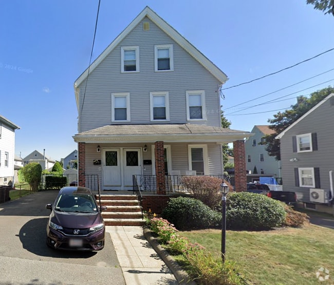 Building Photo - 11 Harley Ave