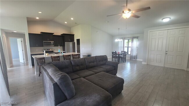 Building Photo - 1509 NW 37th Ave