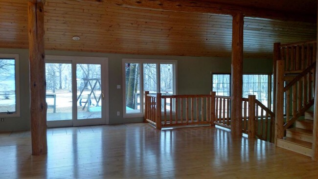 Building Photo - 9923 S Gull Lake Rd NE